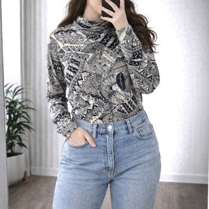 Vintage Arizona Jean Company Geometric Patterned Turtleneck